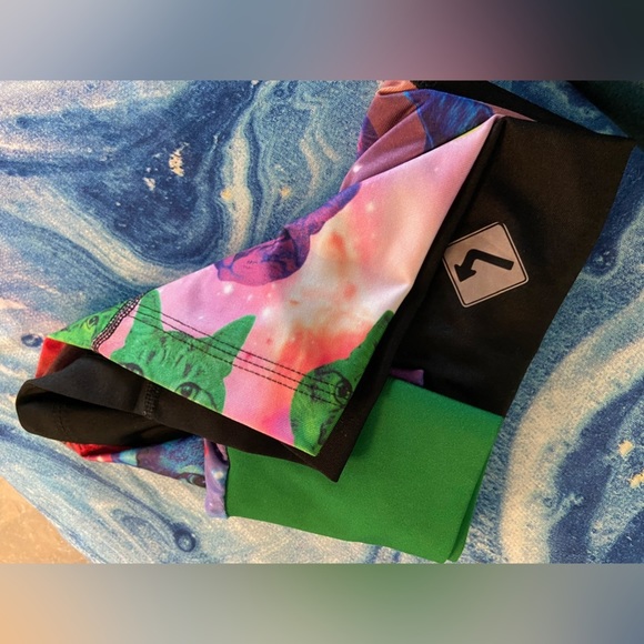 🐈‍⬛CoolFeline Or🙀BADDKittyVibes Pre-Loved Stretchy Shorts Sz-M/L Kids or XS Jrs. - Picture 7 of 16